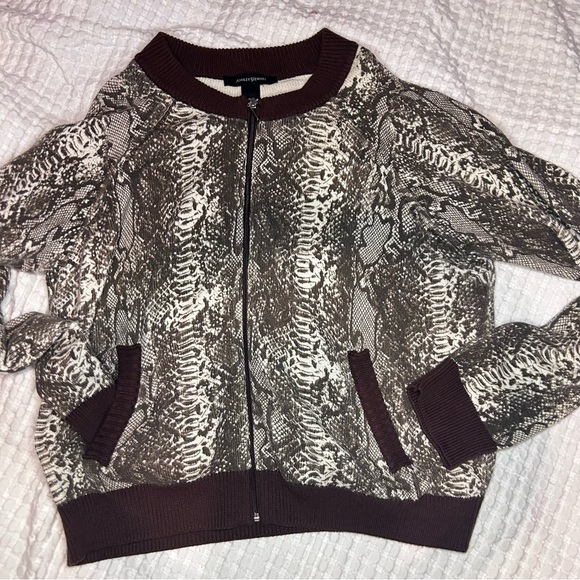 Ashley Stewart Snakeskin Print Bomber Sweater Jacket Brown Zip Front Size 18/20 - Picture 2 of 9